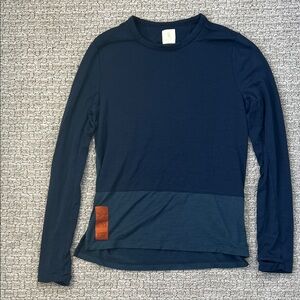 Tracksmith Off Roads Navy longsleeve (wool)